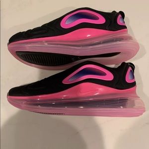 Nike Air Max 720 GS Black Fuchsia Kid 7Y Wmns 8.5